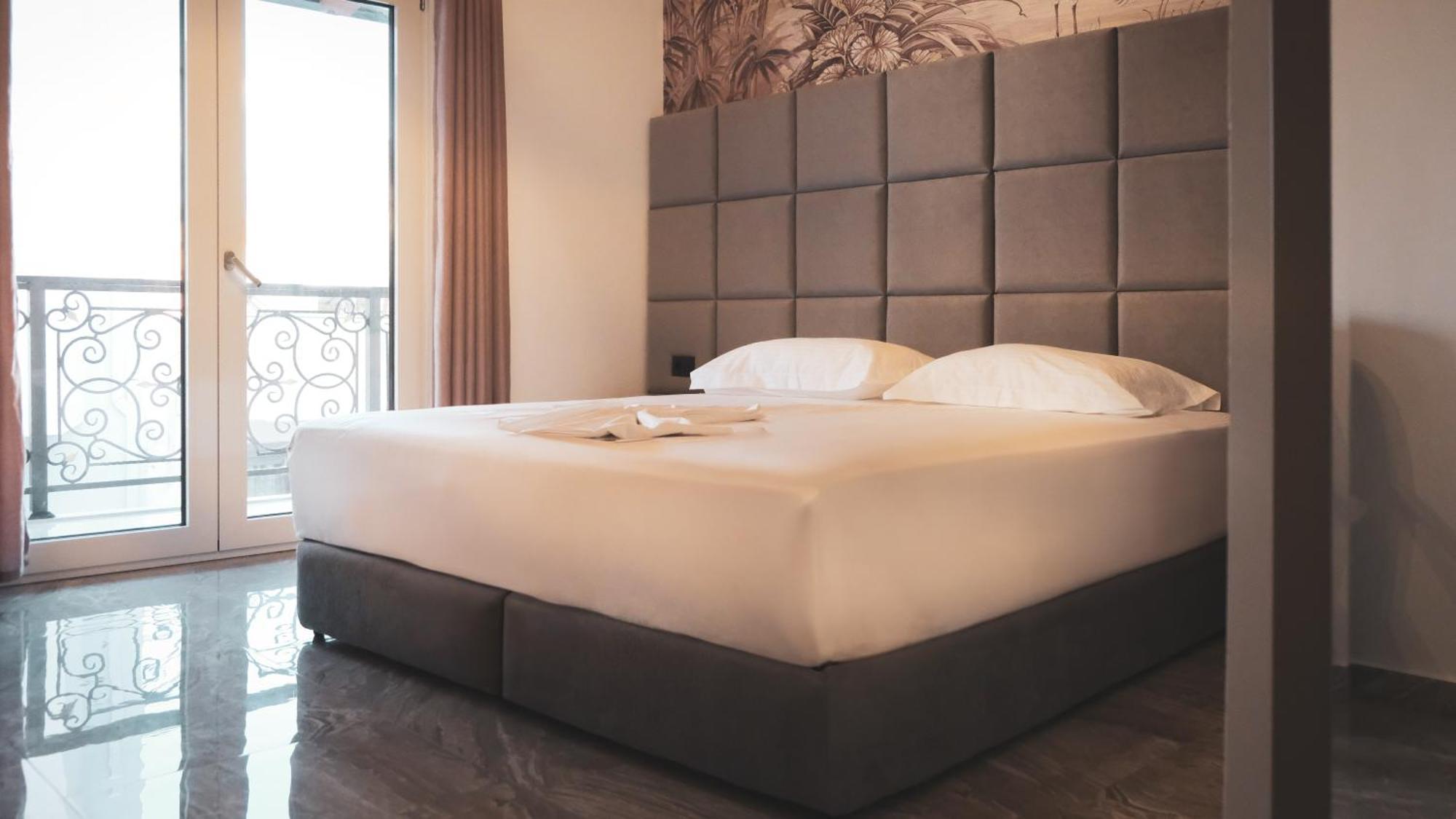 Hotel Ruko Boutique Golem  Bagian luar foto