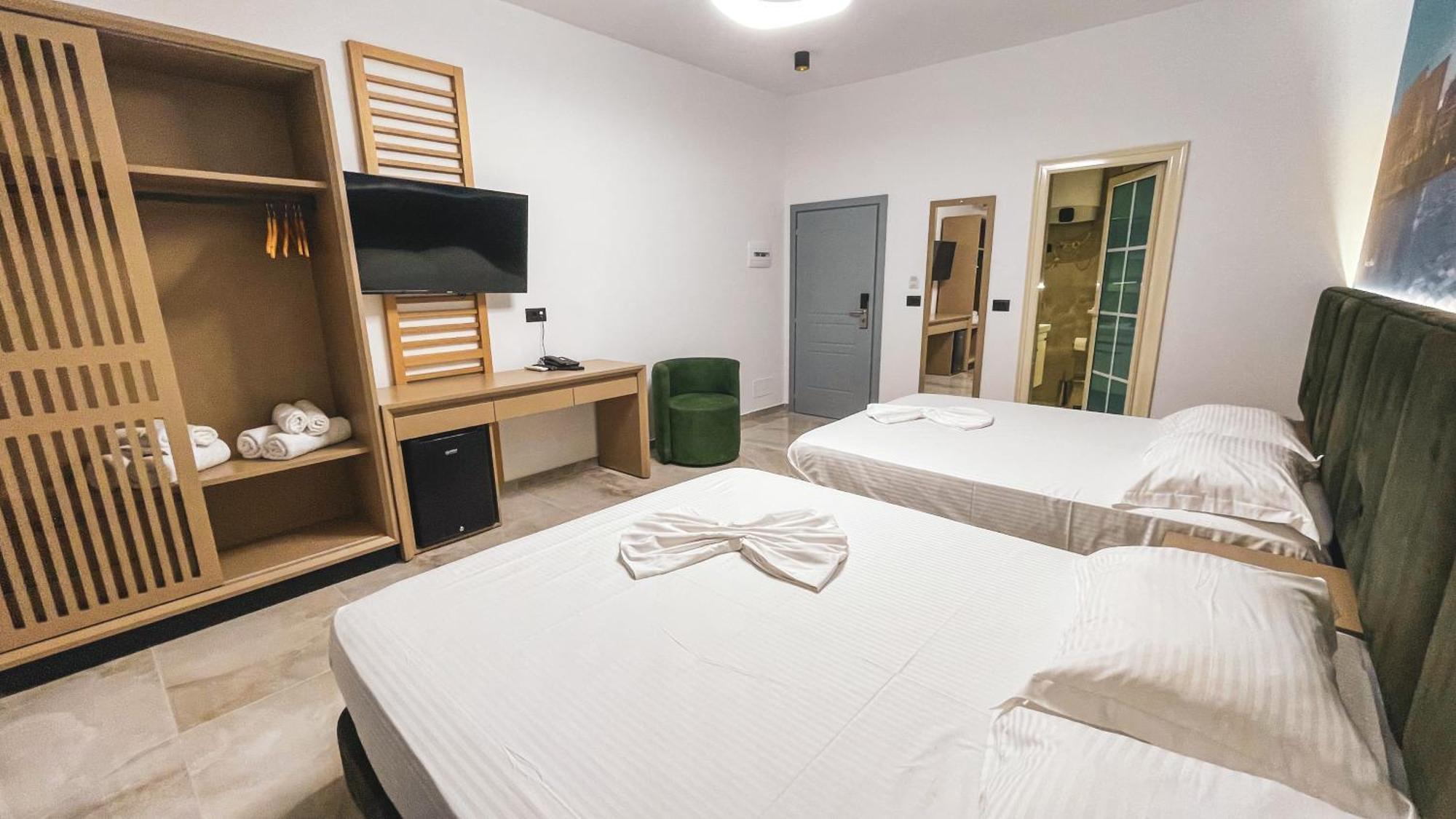 Hotel Ruko Boutique Golem  Bagian luar foto