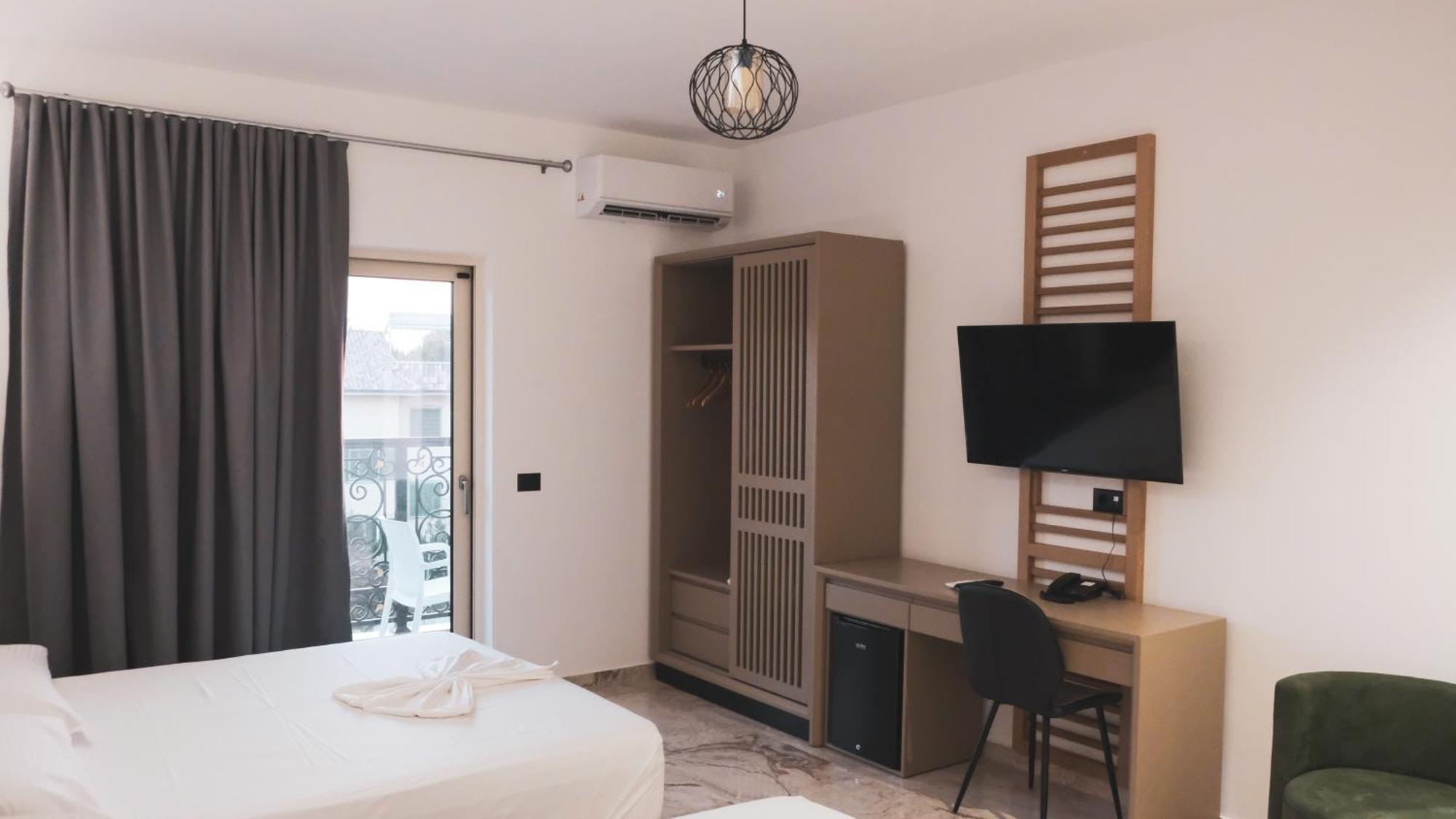 Hotel Ruko Boutique Golem  Bagian luar foto